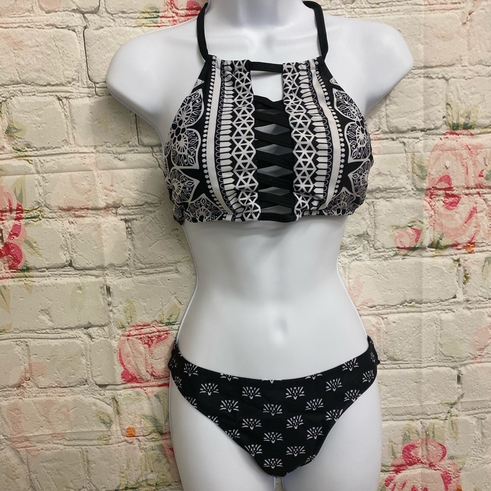 Swimming suit